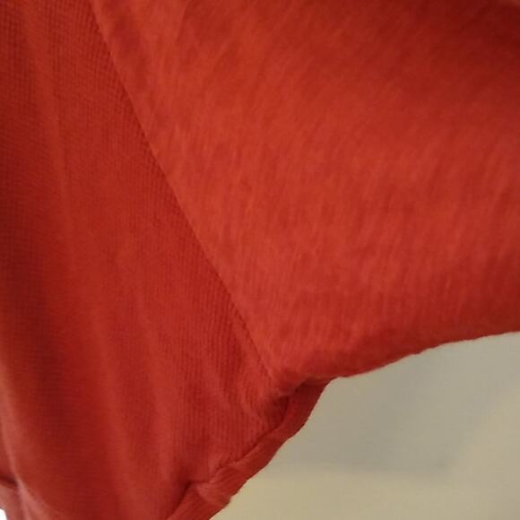 NWT LAmade rust knit long sleeve top. Size Small - Picture 6 of 8